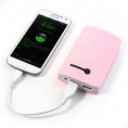 Power bank 8400 mah 2 USB c/linterna rosa